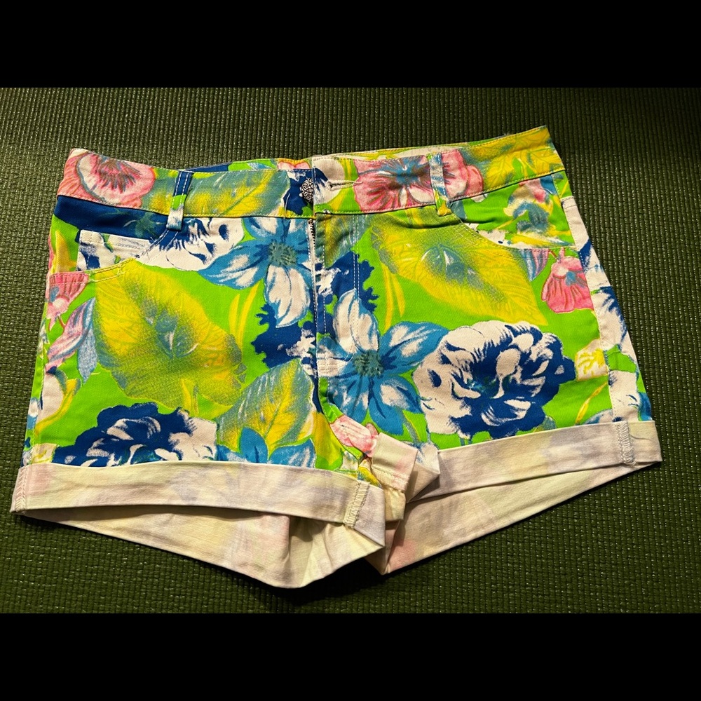 Tropical short